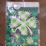 Garden Flag Check Clover