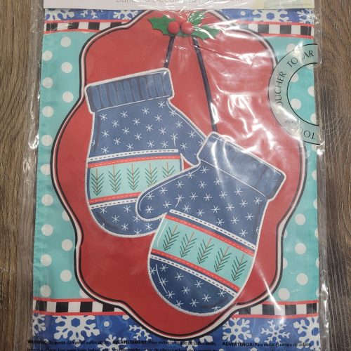 Garden Flag Patterned Winter Mittens